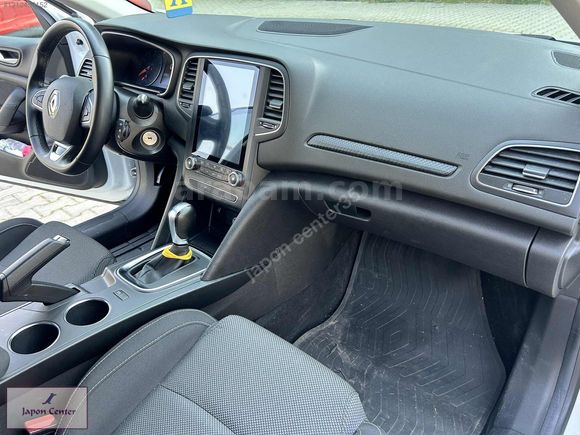 SADECE 76.000 KİLOMETREDE 1 PARÇA BOYALI OTOMATİK