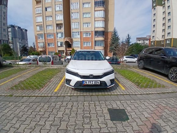 Sahibinden Honda Civic 1.5 i-VTEC Eco Elegance 2022 Model  86.950 km Beyaz