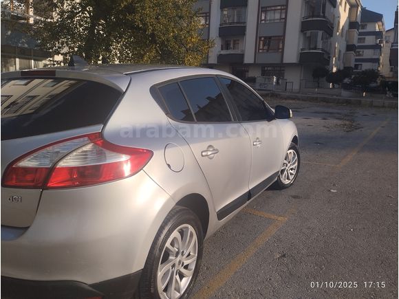 Megane 1.5 dCi Touch 2012 Model Otomatik Üst Model Takas Olur