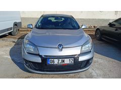 Megane 1.5 dCi Touch 2012 Model Otomatik Üst Model Takas Olur