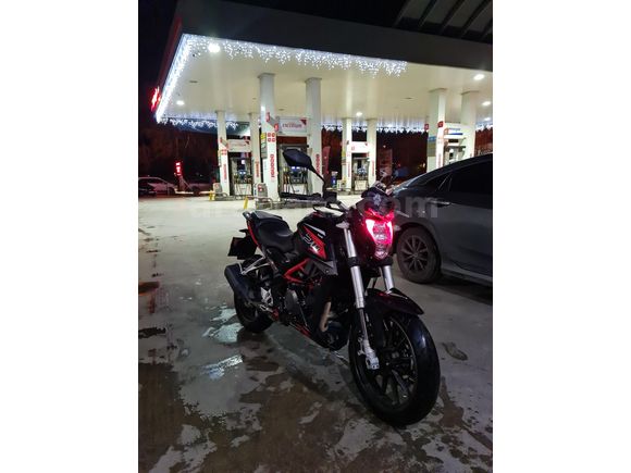 HERŞEYİ YENİ BENELLİ ARABA TAKASLI