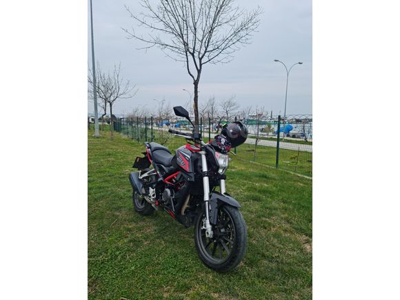 HERŞEYİ YENİ BENELLİ ARABA TAKASLI