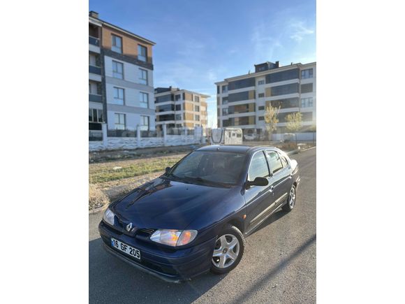 Sahibinden Renault Megane 1.6 RTE 1999 Model 