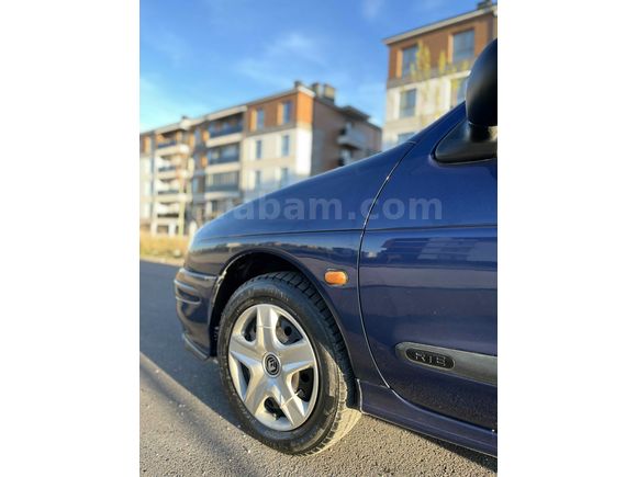 Sahibinden Renault Megane 1.6 RTE 1999 Model 