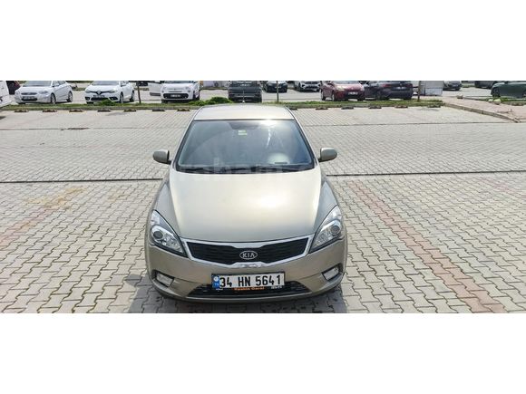 Sahibinden Kia Ceed 1.6 CRDi Motion 2012 Model  155000 km Gri (Gümüş)
