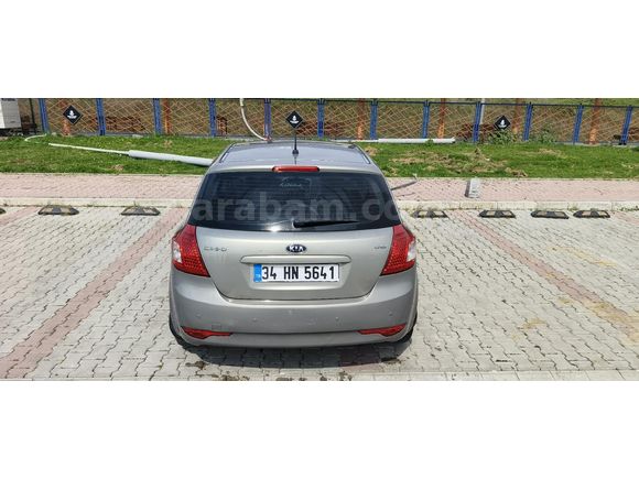 Sahibinden Kia Ceed 1.6 CRDi Motion 2012 Model  155000 km Gri (Gümüş)