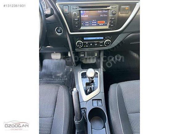 2013 TOYOTA AURİS ÖZDOĞANDAN