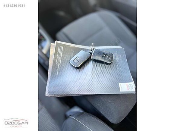 2013 TOYOTA AURİS ÖZDOĞANDAN