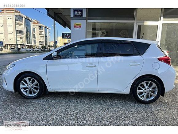 2013 TOYOTA AURİS ÖZDOĞANDAN