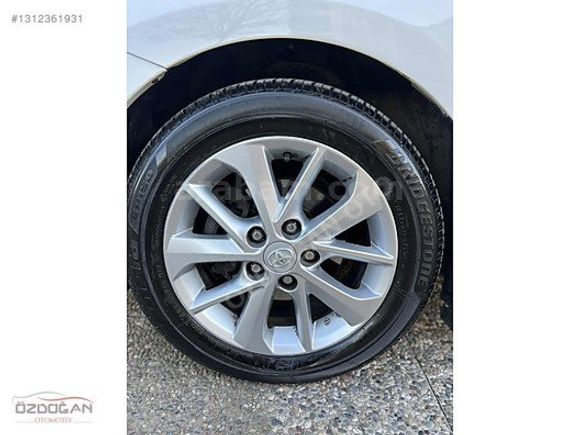 2013 TOYOTA AURİS ÖZDOĞANDAN
