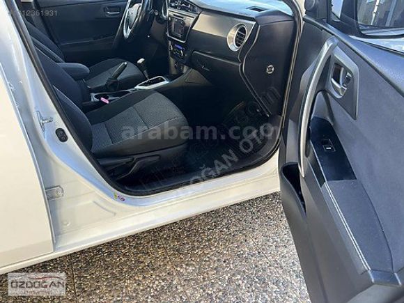 2013 TOYOTA AURİS ÖZDOĞANDAN