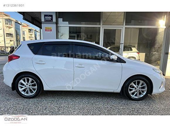 2013 TOYOTA AURİS ÖZDOĞANDAN