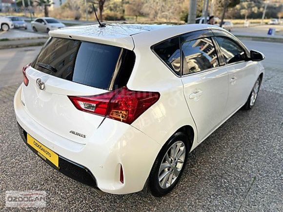 2013 TOYOTA AURİS ÖZDOĞANDAN