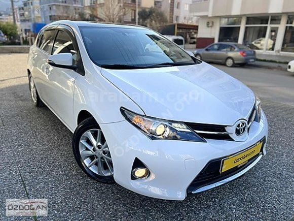 2013 TOYOTA AURİS ÖZDOĞANDAN