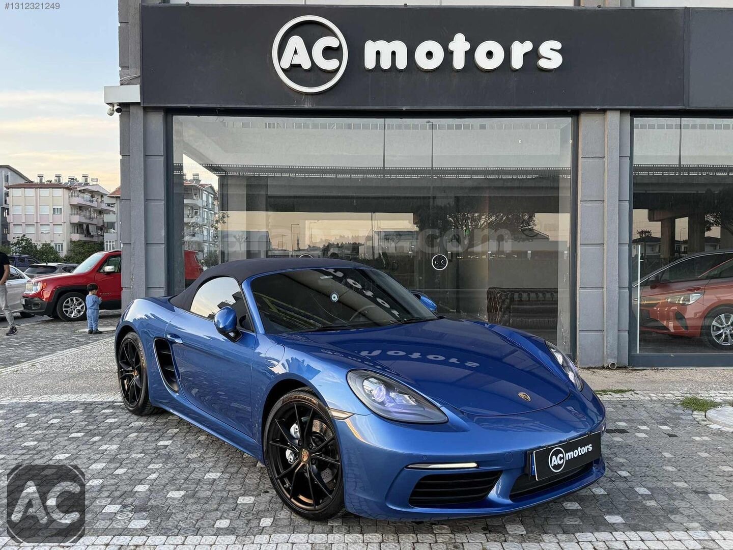 Galeriden Porsche 718 Boxster 2017 Model Antalya 74.000 km Mavi 1