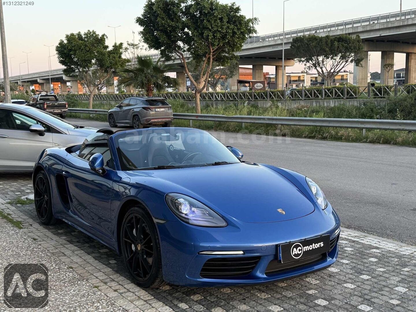 Galeriden Porsche 718 Boxster 2017 Model Antalya 74.000 km Mavi 4