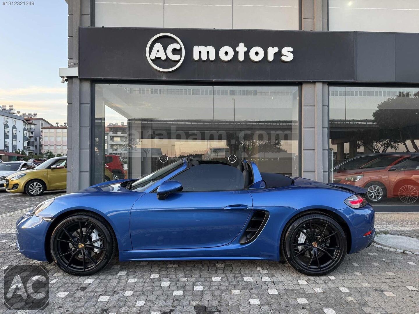 Galeriden Porsche 718 Boxster 2017 Model Antalya 74.000 km Mavi 2