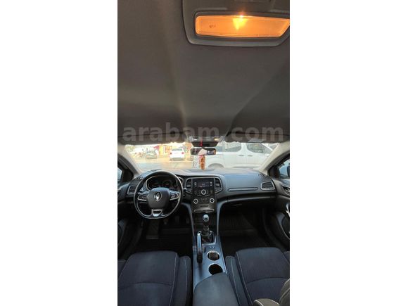 Sahibinden Renault Megane 1.5 dCi Touch 2017 Model