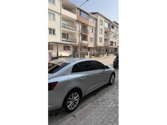 Sahibinden Renault Megane 1.5 Blue DCI Icon 2020 Model 
