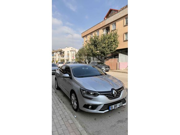 Sahibinden Renault Megane 1.5 Blue DCI Icon 2020 Model 