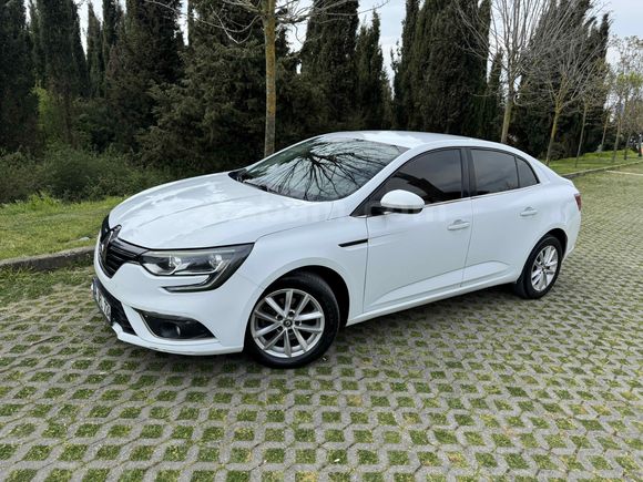 Sahibinden Renault Megane 1.5 Blue DCI Touch 2020 Model 