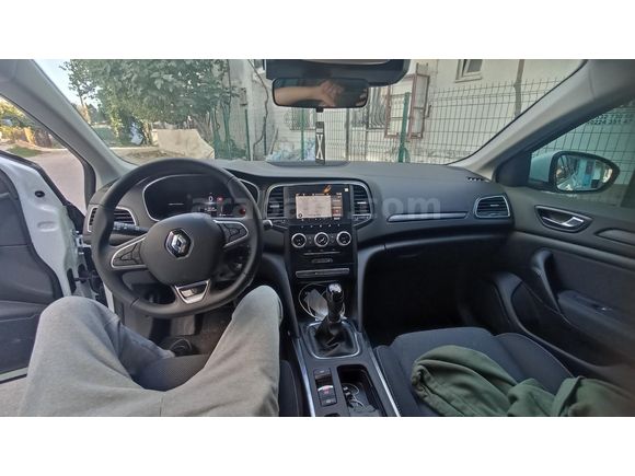 Sahibinden Renault Megane 1.3 TCe Touch 2025 Model