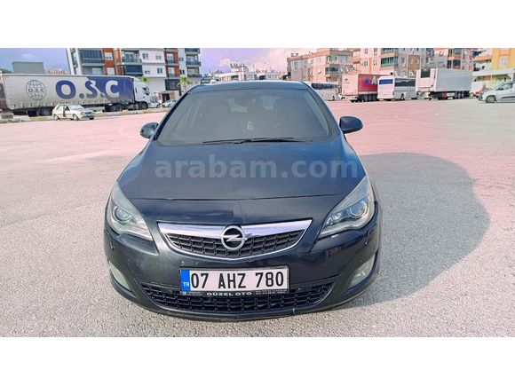 Sahibinden Opel Astra 1.3 CDTI Cosmo 2012 Model  212.000 km Siyah