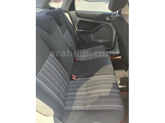 Sahibinden Ford Focus 1.6 TDCi Trend 2009 Model