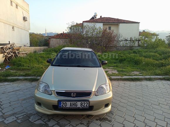 Sahibinden Honda Civic 1.4 i S 2000 Model