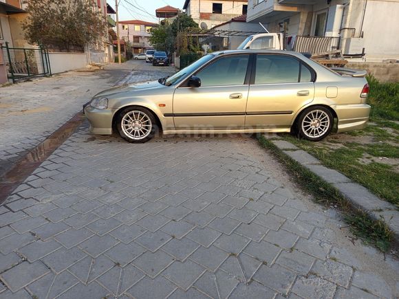 Sahibinden Honda Civic 1.4 i S 2000 Model