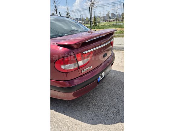 Sahibinden Renault Megane 2.0 RXT 2000 Model