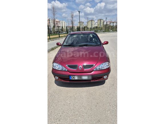 Sahibinden Renault Megane 2.0 RXT 2000 Model