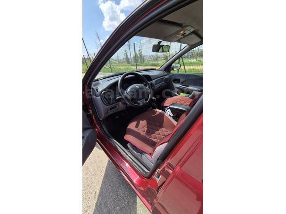 Sahibinden Renault Megane 2.0 RXT 2000 Model