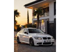 Sahibinden BMW 3 Serisi 320i 2010 Model  203.000 km Beyaz