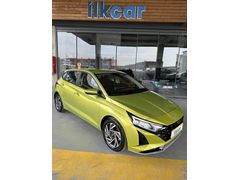2025 HYUNDAI I20 STYLE NAVİGASYON HATASIZ BOYASIZ 27.390 KM