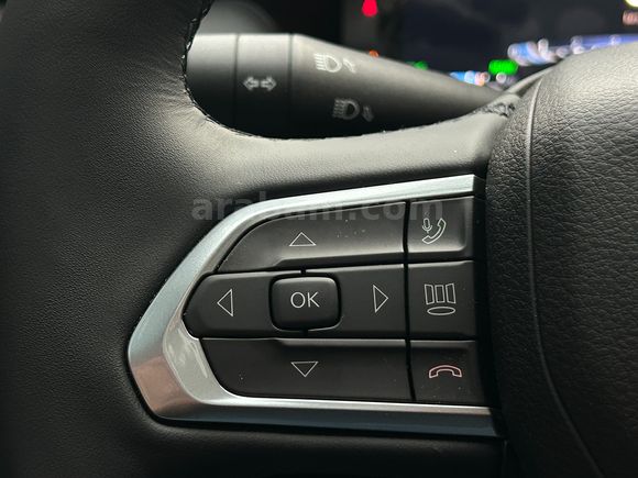 2025 COMPASS 1.5 HYBRİD SUMMİT ISITMA SOĞUTMA 360 OTM.PARK FULL