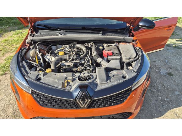 Sahibinden Renault Clio 1.0 TCe Evolution 2024 Model İstanbul 42.400 km Turuncu
