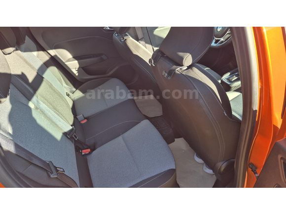 Sahibinden Renault Clio 1.0 TCe Evolution 2024 Model İstanbul 42.400 km Turuncu