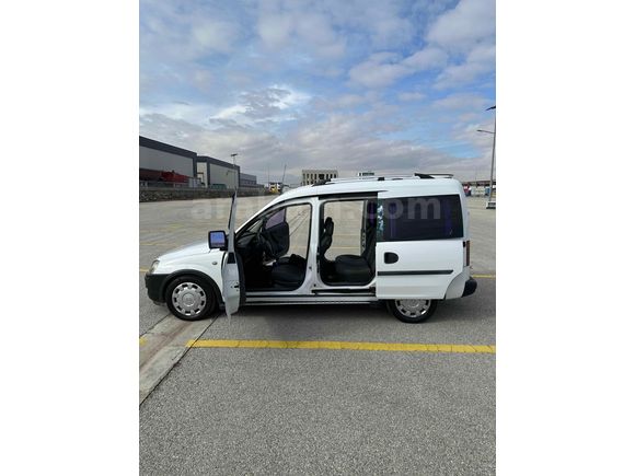 Sahibinden Opel Combo 1.7 DTI Comfort 2004 Model 