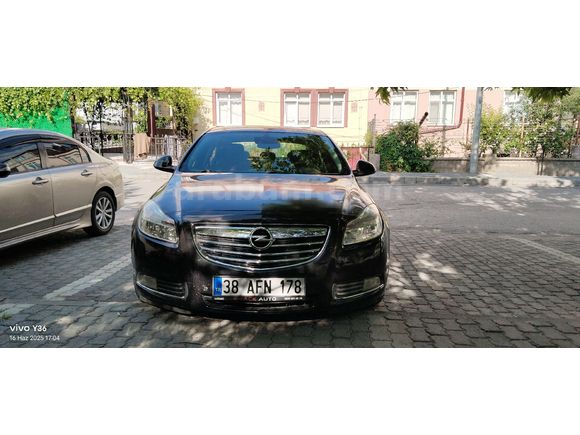 Sahibinden Opel Insignia 2.0 CDTI Cosmo 2011 Model  282.000 km Siyah
