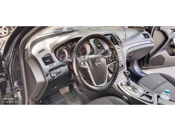 Sahibinden Opel Insignia 2.0 CDTI Cosmo 2011 Model  282.000 km Siyah