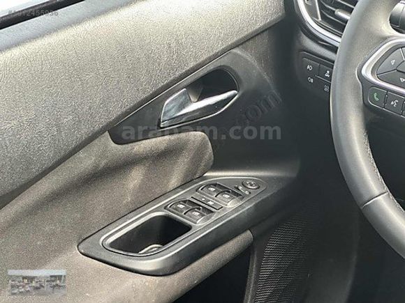 2024 EGEA CROSS 1.4 FİRE LOUNGE 95 HP 39.681 KM ORJİNAL