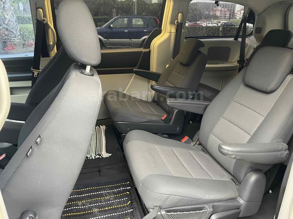   GRAND WOYAGER 2.8 CRD LX  STOWNGO  OTOMOBİL RUHSATLI ÇOK TEMİZ