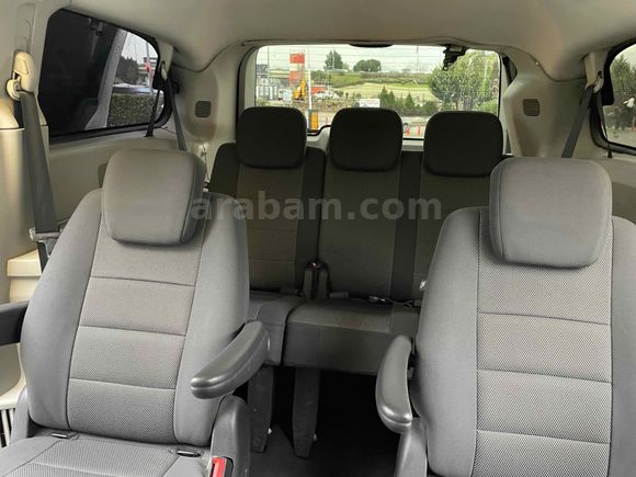   GRAND WOYAGER 2.8 CRD LX  STOWNGO  OTOMOBİL RUHSATLI ÇOK TEMİZ