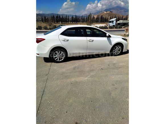 Sahibinden düşük km tek el kullanılmış temiz corolla