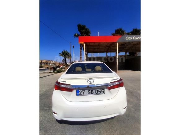 Sahibinden düşük km tek el kullanılmış temiz corolla