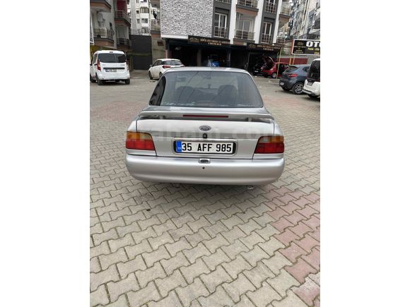 Sahibinden Ford Escort 1.6 Ghia 1999 Model 