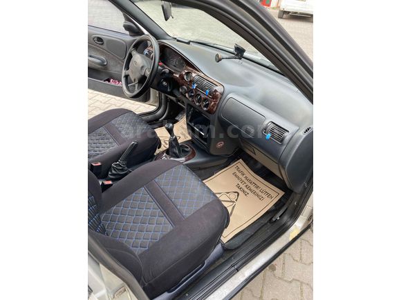 Sahibinden Ford Escort 1.6 Ghia 1999 Model 