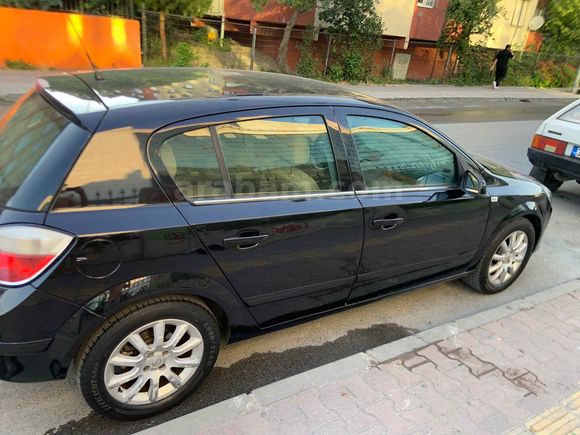 BAYANDAN OTOMATİK OPEL ASTRA H
