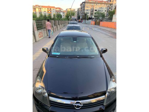 BAYANDAN OTOMATİK OPEL ASTRA H